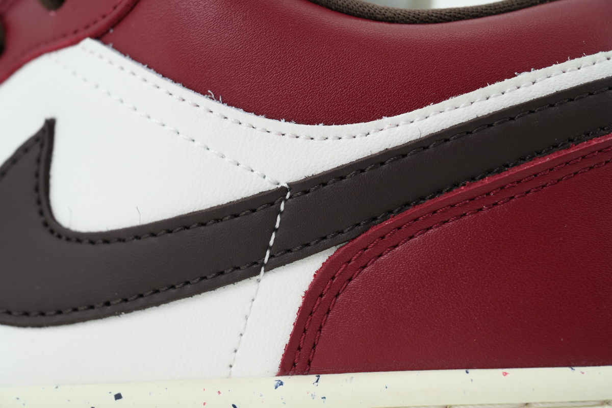 Air Jordan 1 Low 'Black Toe' 553558-116