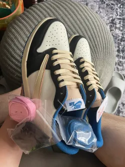 【$59 SALE】Travis Scott x Fragment Design x Air Jordan 1 Low  DM7866-140 review poooat