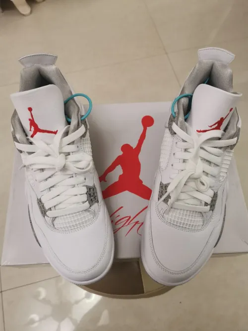 Air Jordan 4 Retro White Oreo (2021)  CT8527-100  review 