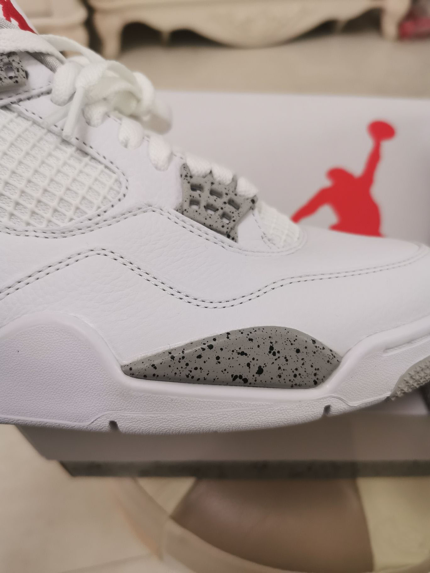 Air Jordan 4 Retro White Oreo (2021)  CT8527-100  review mkanqt 01