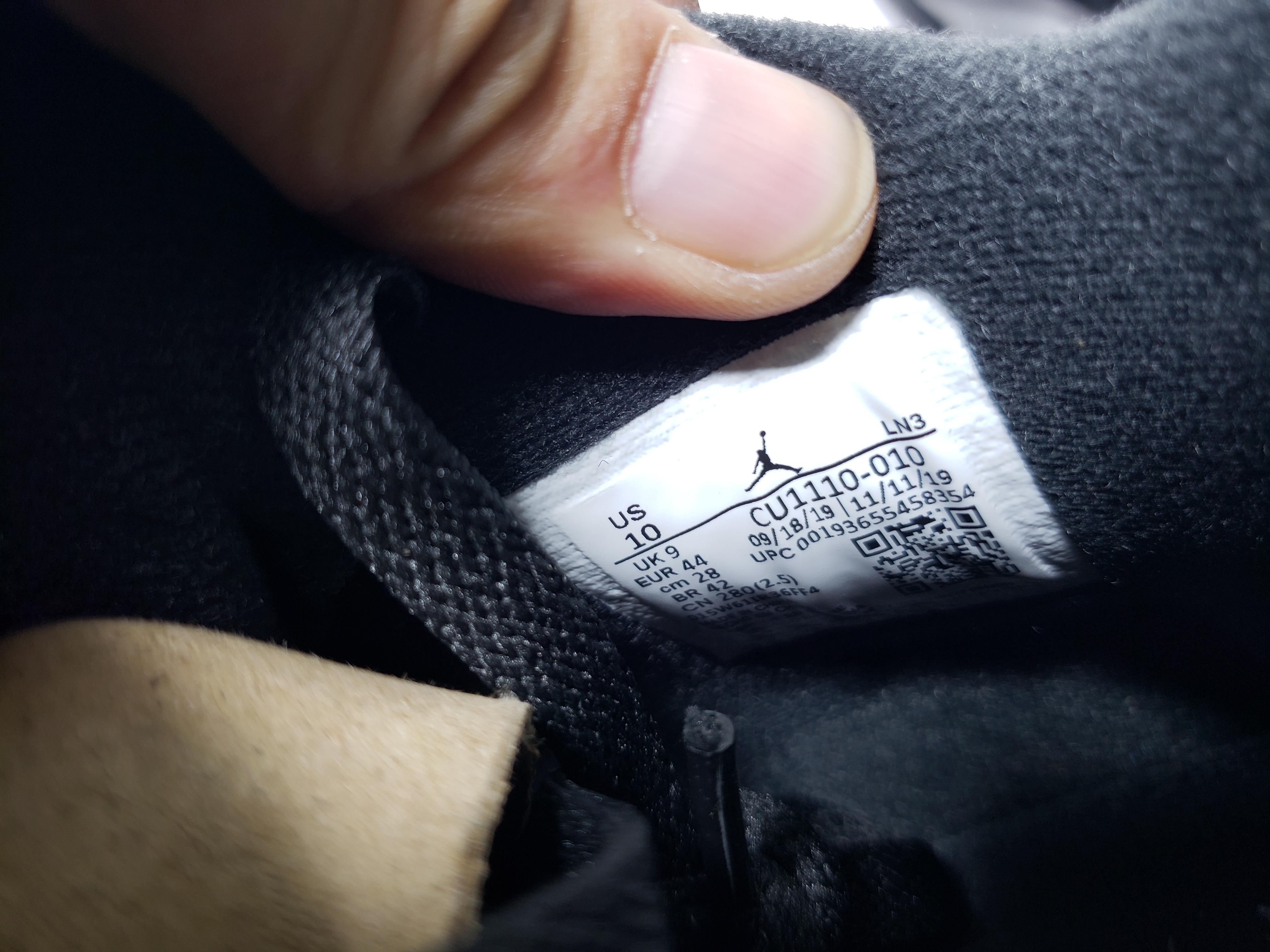 Air Jordan 4 Retro Black Cat (2020) CU1110-010 review sofia 00