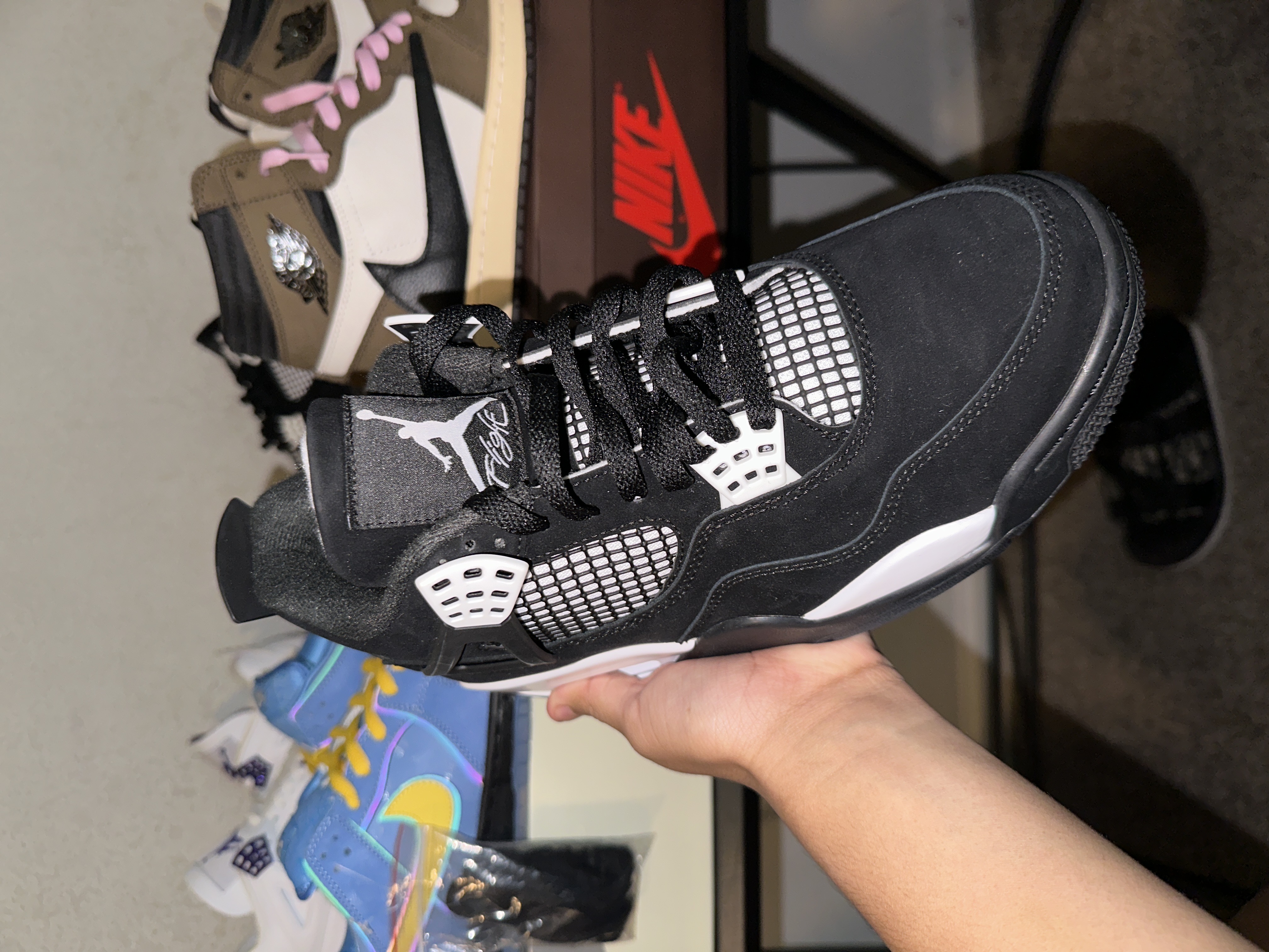 Air Jordan 4 Retro “White Thunder” FQ8138-001 review smovee 01