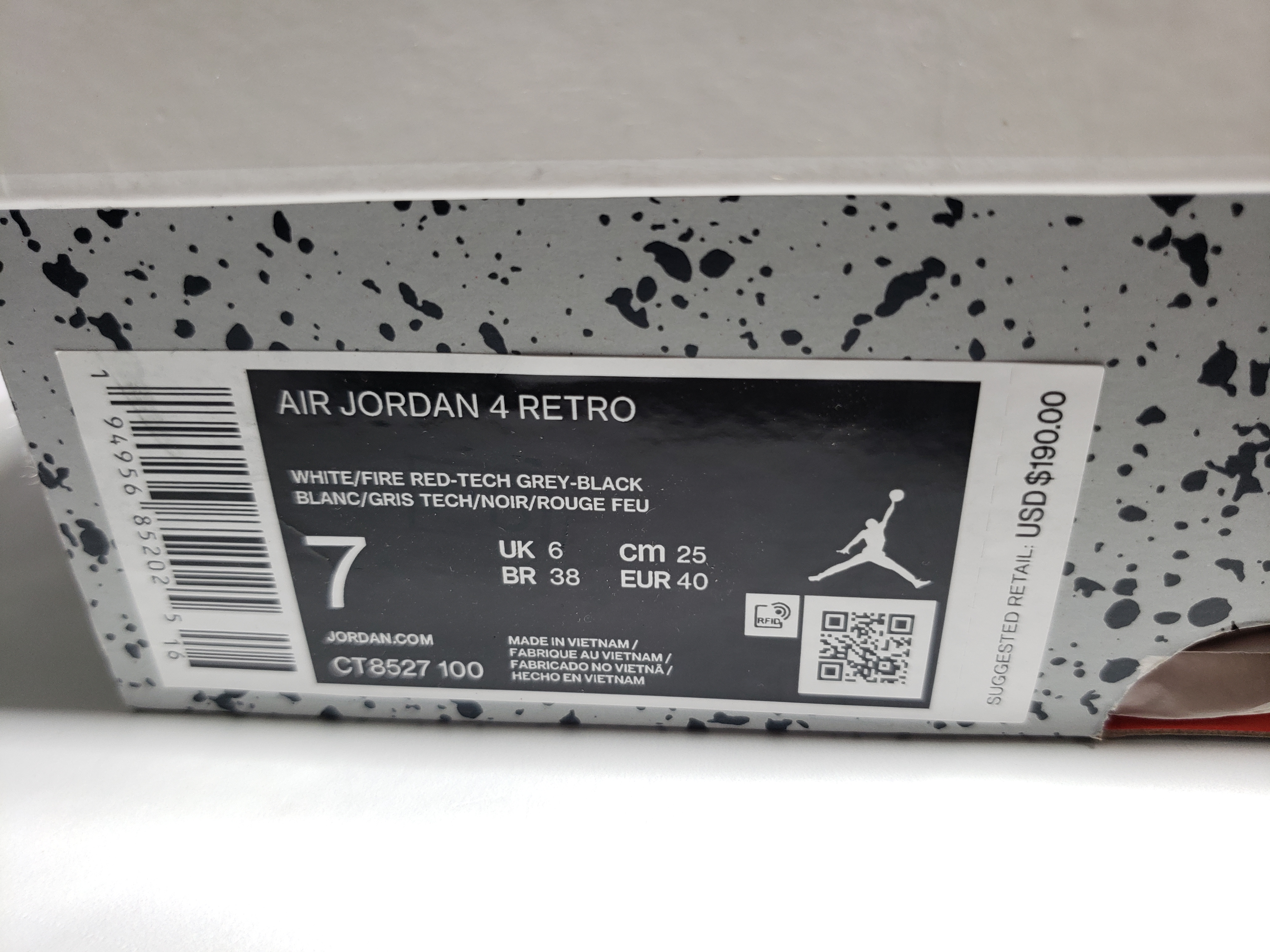 Air Jordan 4 Retro White Oreo (2021)  CT8527-100  review Kaleb 01