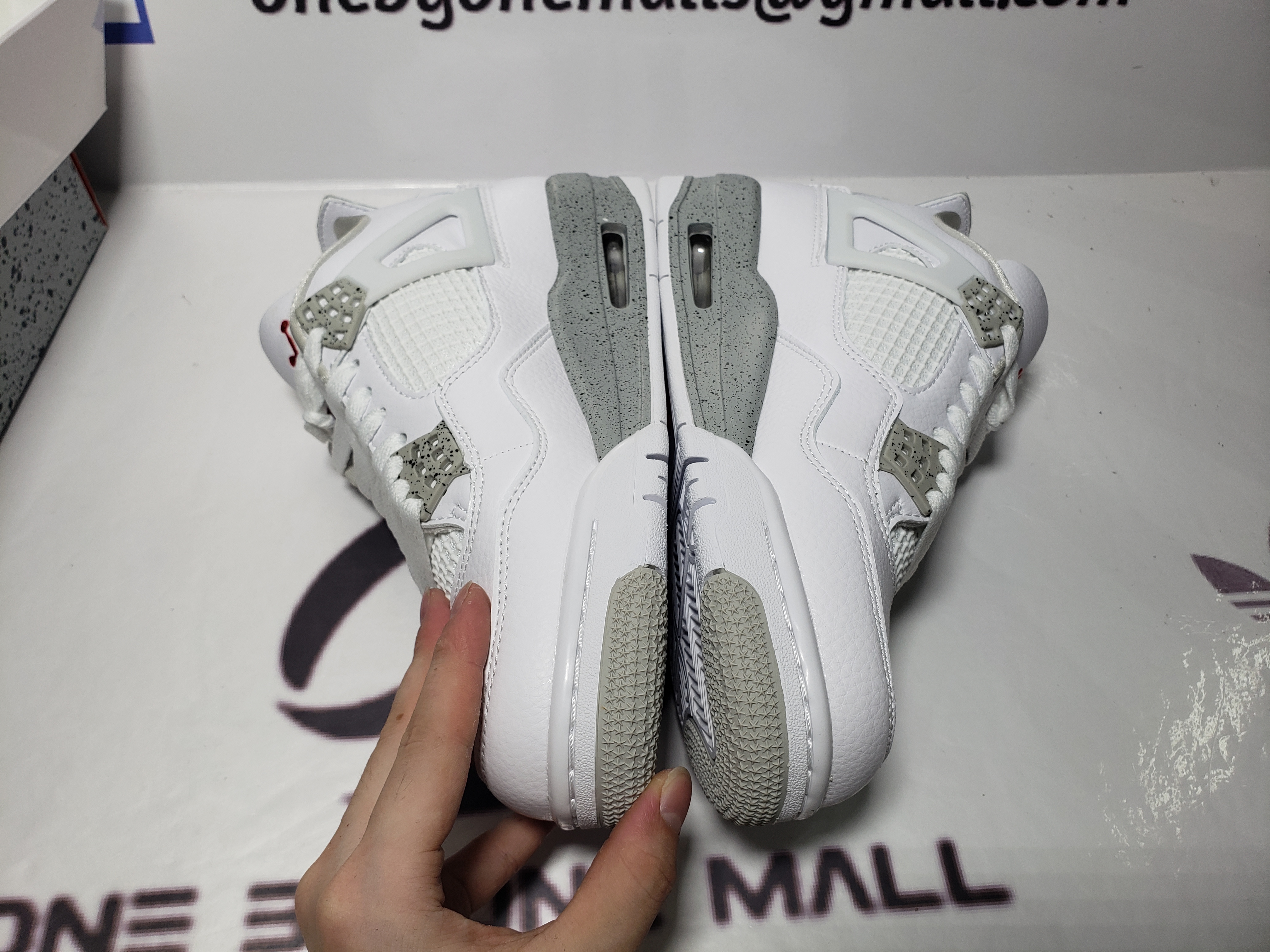 Air Jordan 4 Retro White Oreo (2021)  CT8527-100  review Kaleb 03