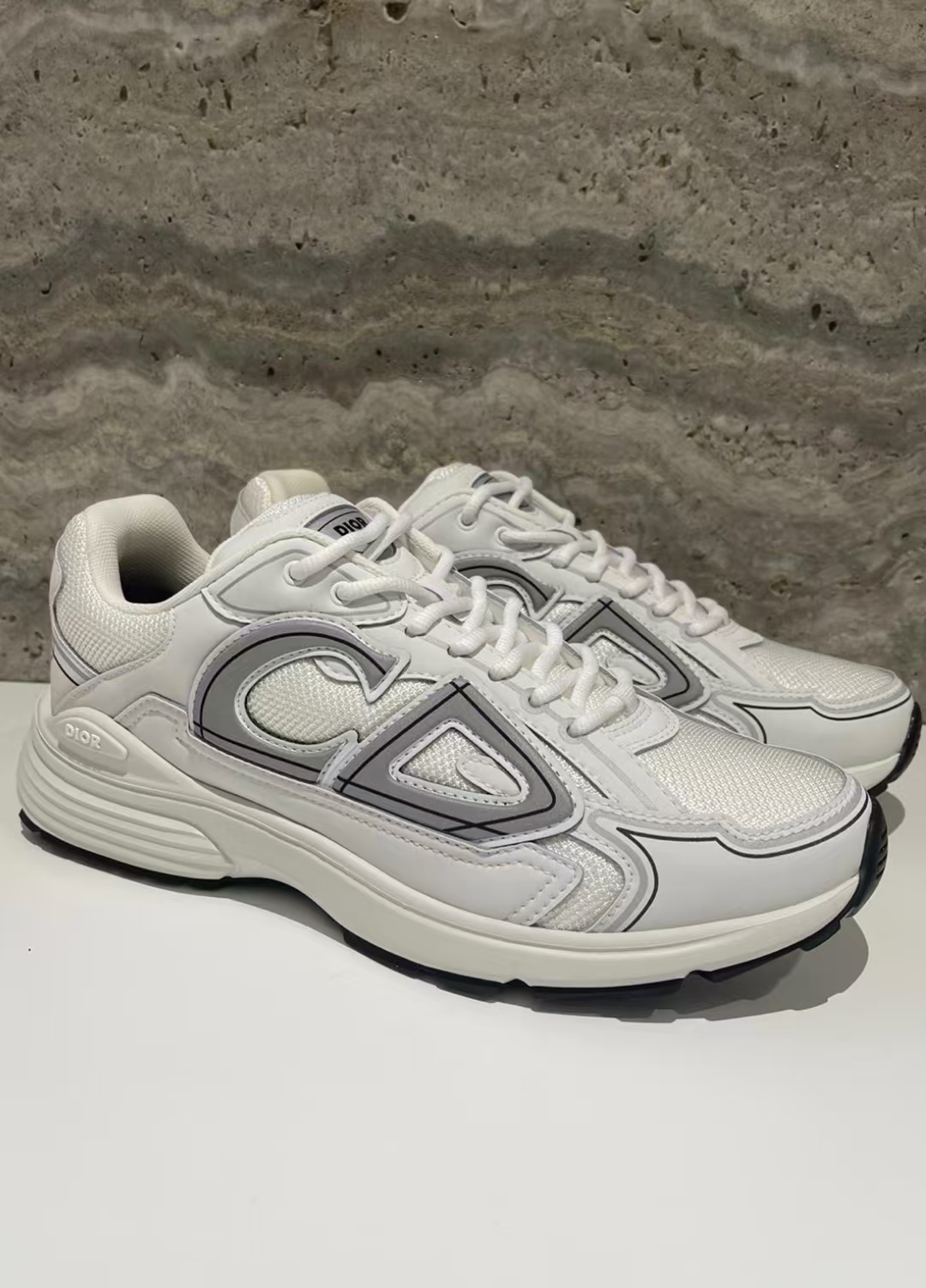 Dior B30 White 3SN279ZND-H000 review Andrew Hannah