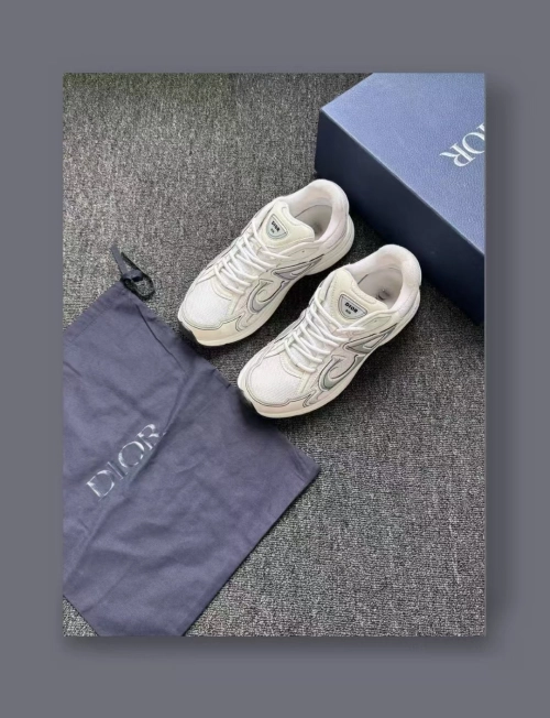 Dior B30 White 3SN279ZND-H000 review 