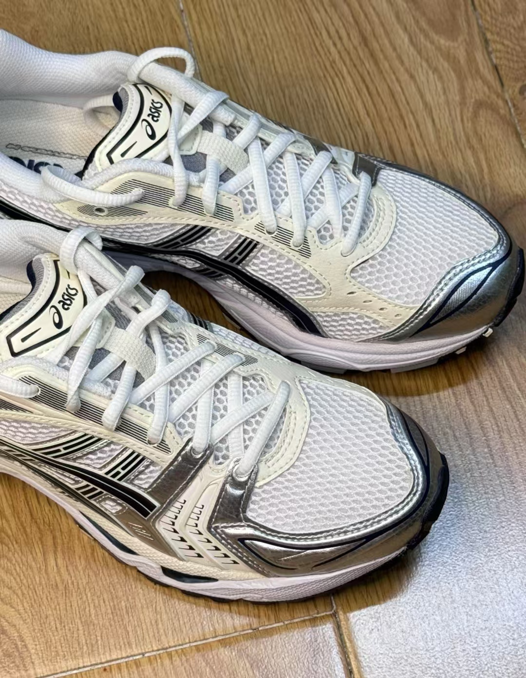 ASICS Gel-Kayano 14 White Midnight 1202A056-109 review Zachary Lily 02