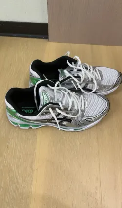 ASICS Gel-Kayano 14 White Malachite Green 1201A019-110 review Caleb Sydney 01