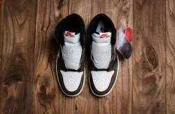 Air Jordan 1 Retro High OG SP Travis Scott Mocha CD4487-100 review Luke Nevaeh 02