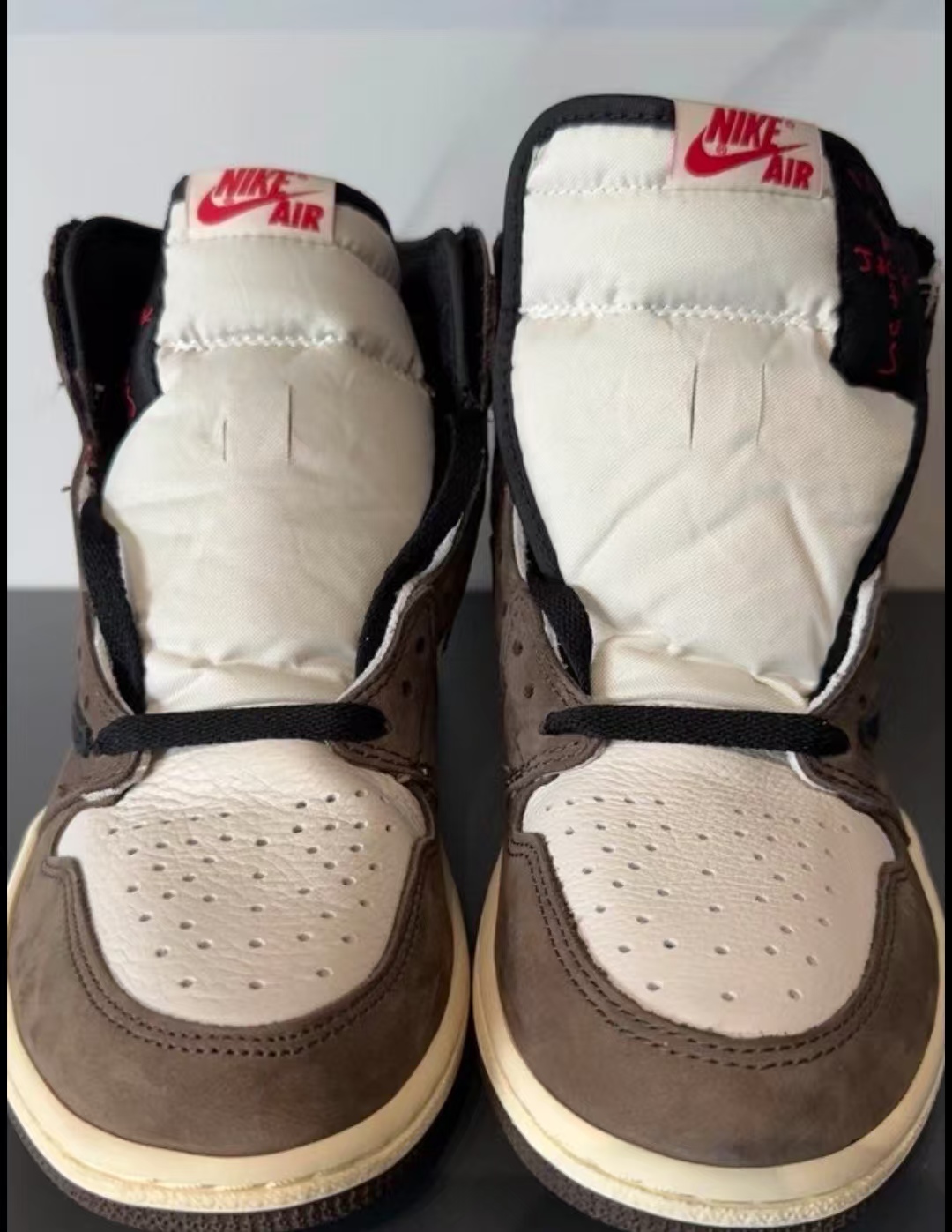Air Jordan 1 Retro High OG SP Travis Scott Mocha CD4487-100 review Aidan Brooke 00
