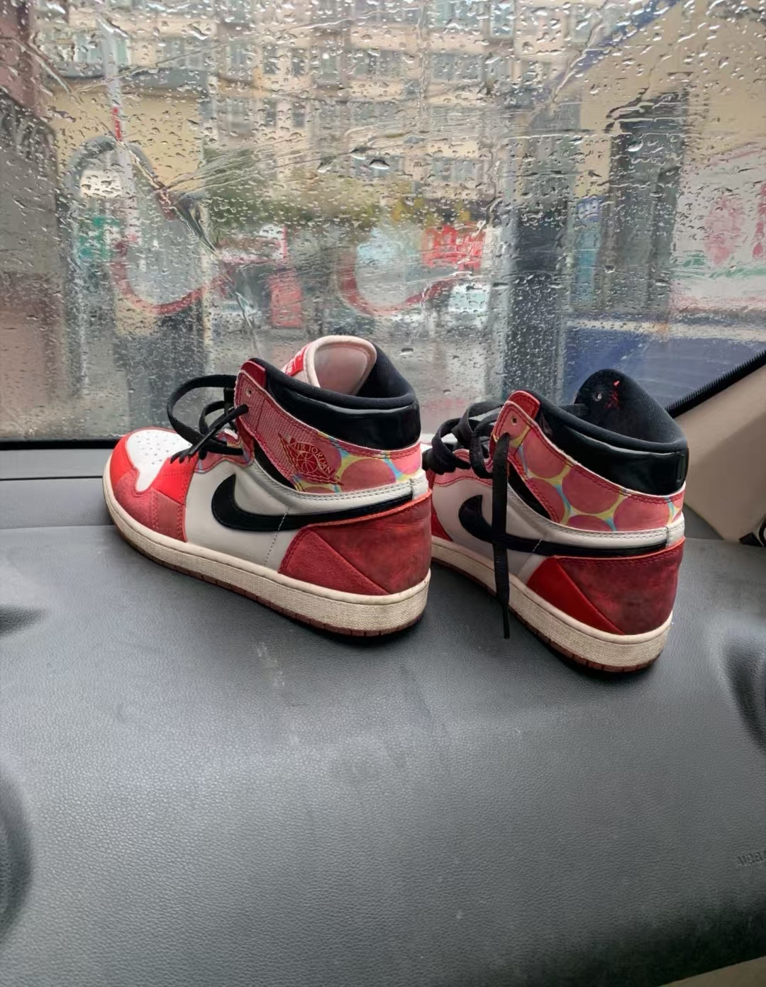 Air Jordan 1 High OG Spider-Man Across the Spider-Verse DV1748-601 review Diego Sofia 01