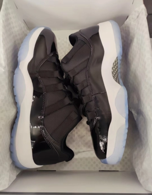 Air Jordan 11 Retro Low Space Jam FV5104-004 review 