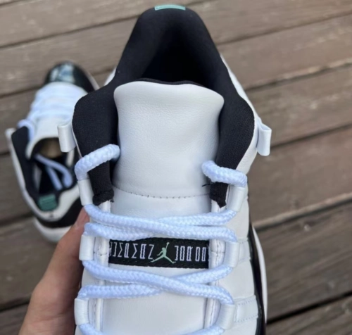 Air Jordan 11 Retro Low Concord 528895-153 review 