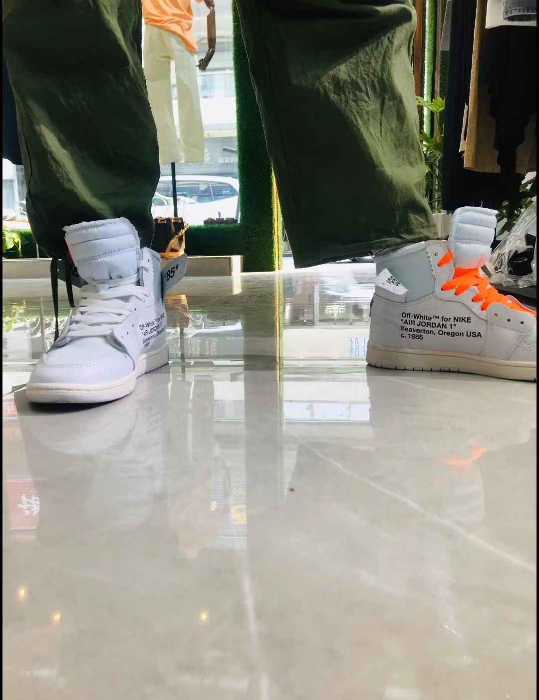 Air Jordan 1 Retro High Off-White White AQ0818-100 review Carson Isabel 02