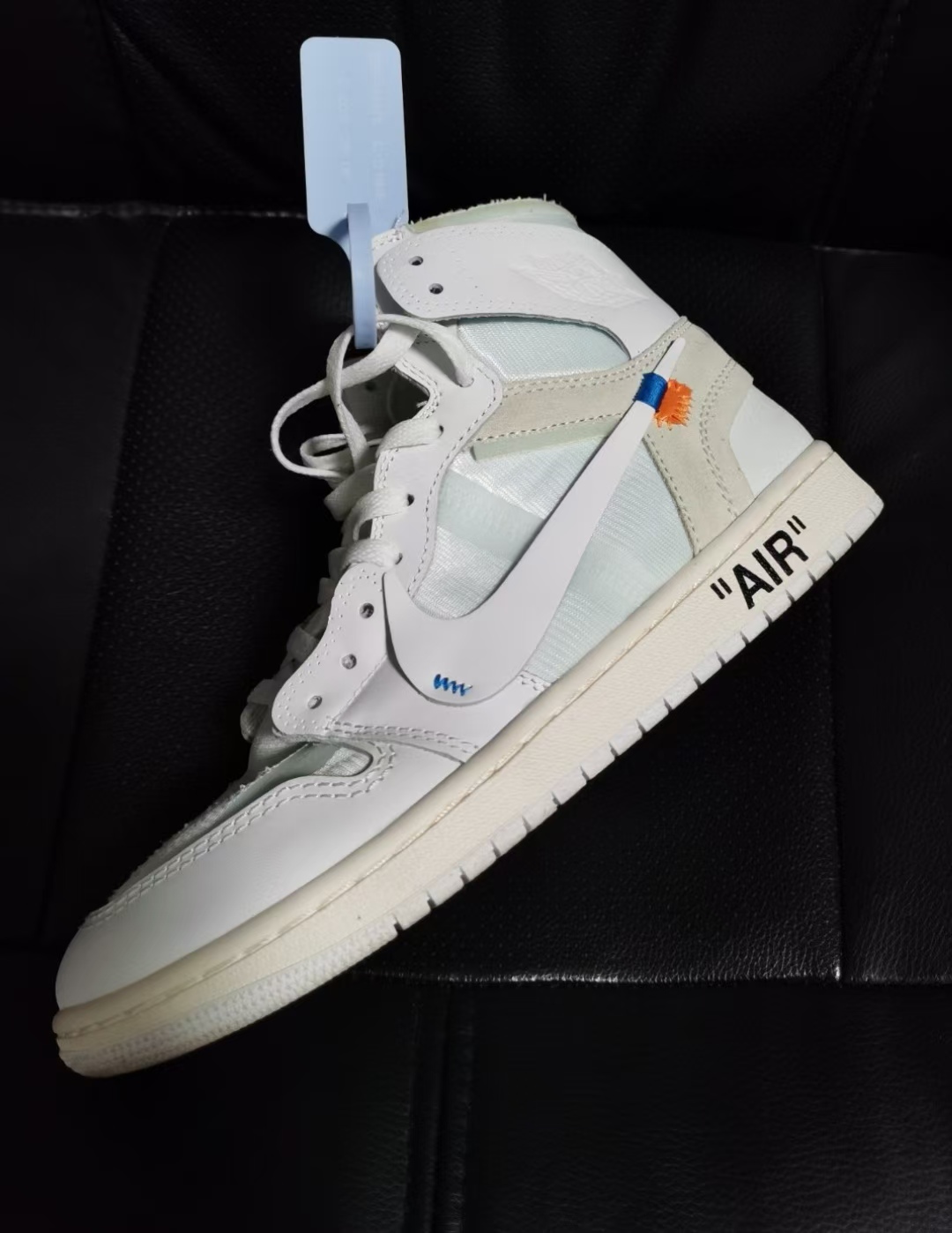 Air Jordan 1 Retro High Off-White White AQ0818-100 review Emily 01