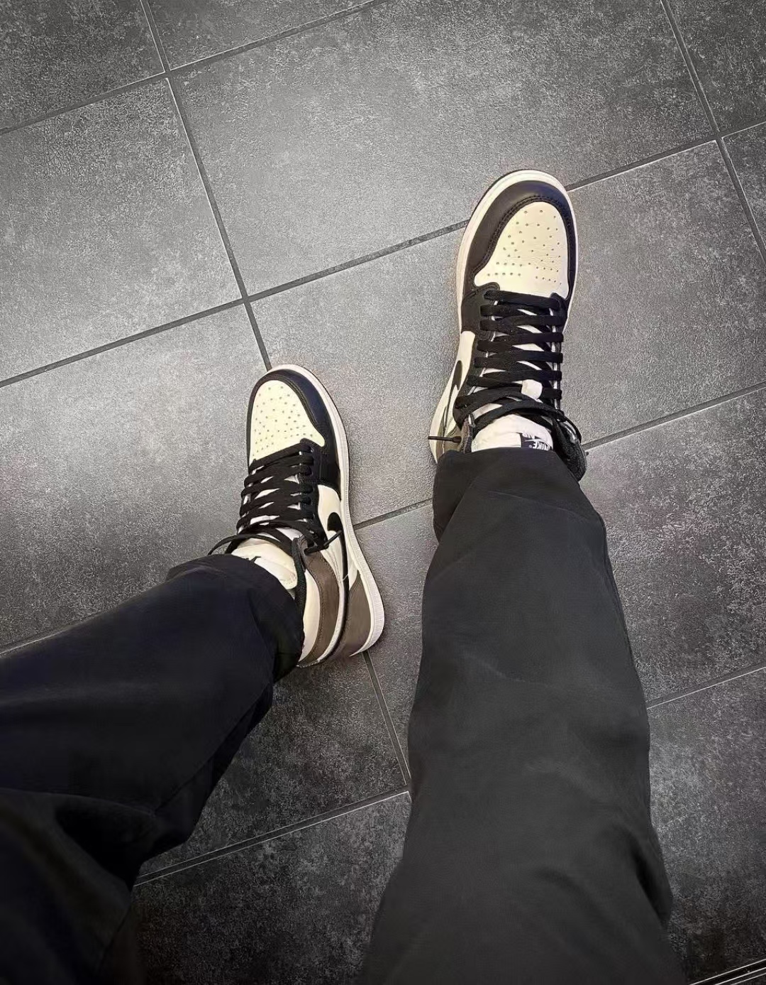 Air Jordan 1 Retro High Dark Mocha  555088-105 review Catherine