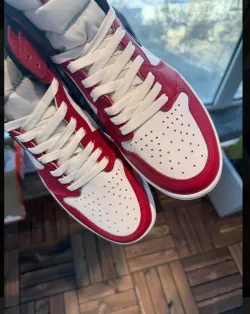 Air Jordan 1 Retro Chicago (2015) 555088-101  review Steven Valeria 03