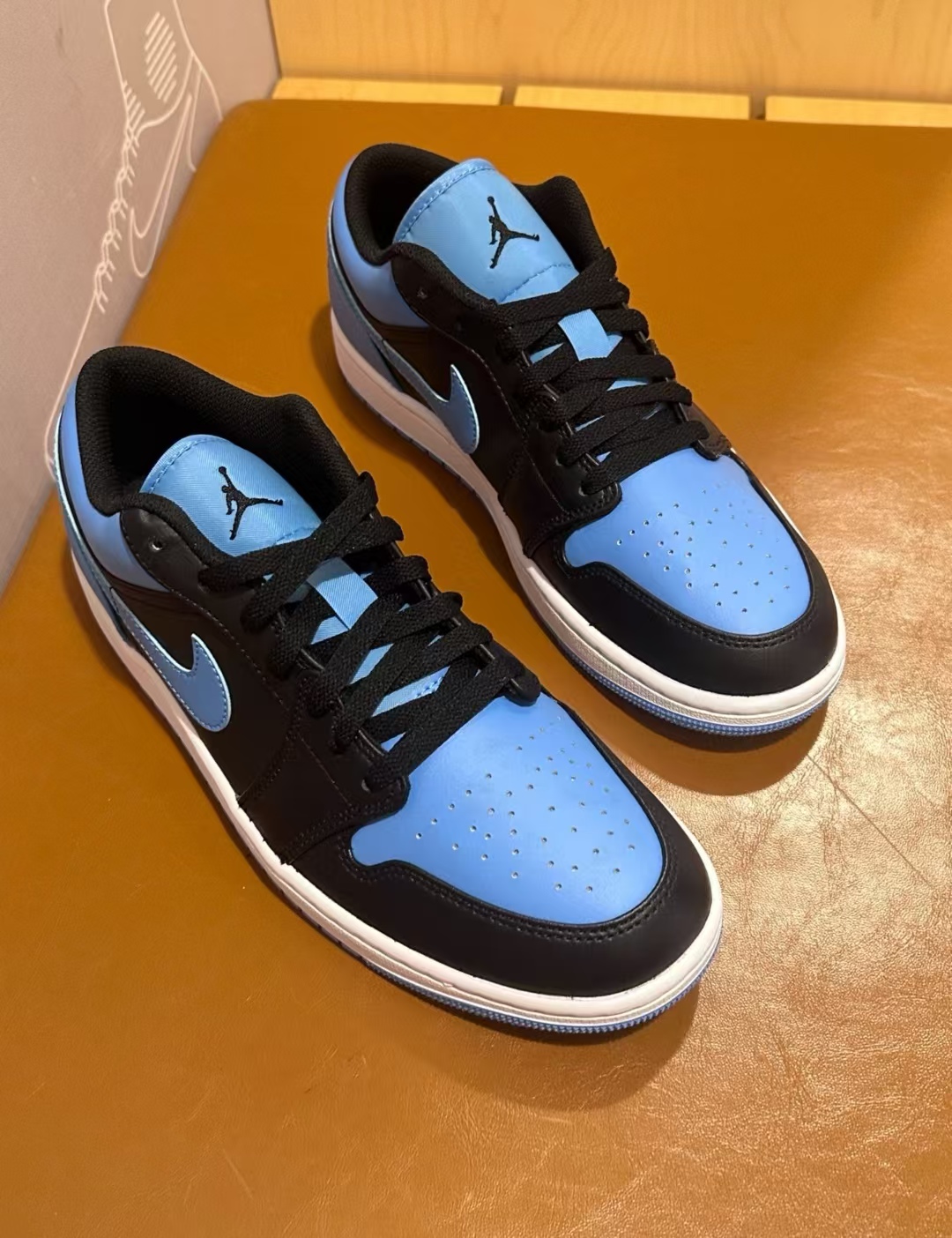 Air Jordan 1 Low Black University Blue 553558-041 review Elisabetta