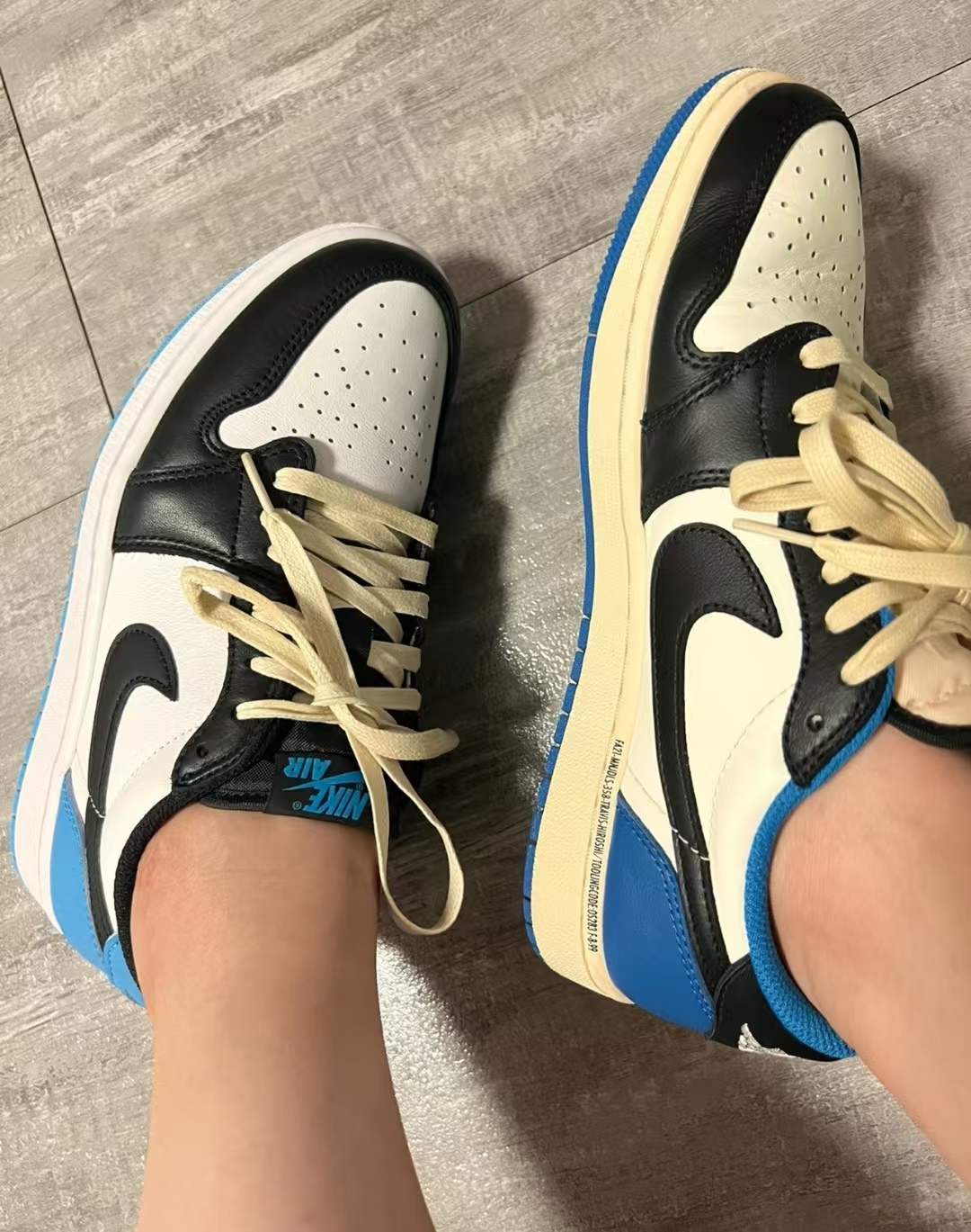 【$59 SALE】Travis Scott x Fragment Design x Air Jordan 1 Low  DM7866-140 review Emilia