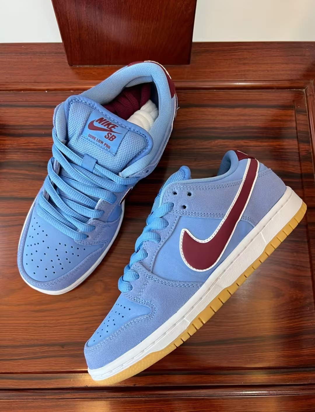 Nike SB Dunk Low Philadelphia Phillies DQ4040-400 review Liam 00