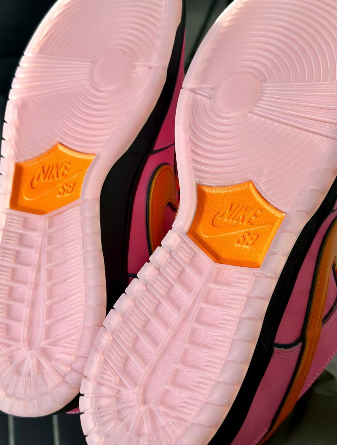 Nike SB Dunk Low The Powerpuff Girls Blossom FD2631-600 review Alfredo 01