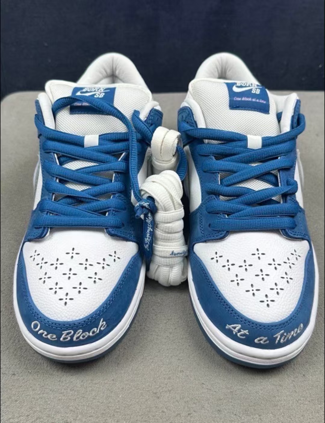 Nike SB Dunk Low Born X Raised One Block At A Time FN7819-400 review Theodore 01