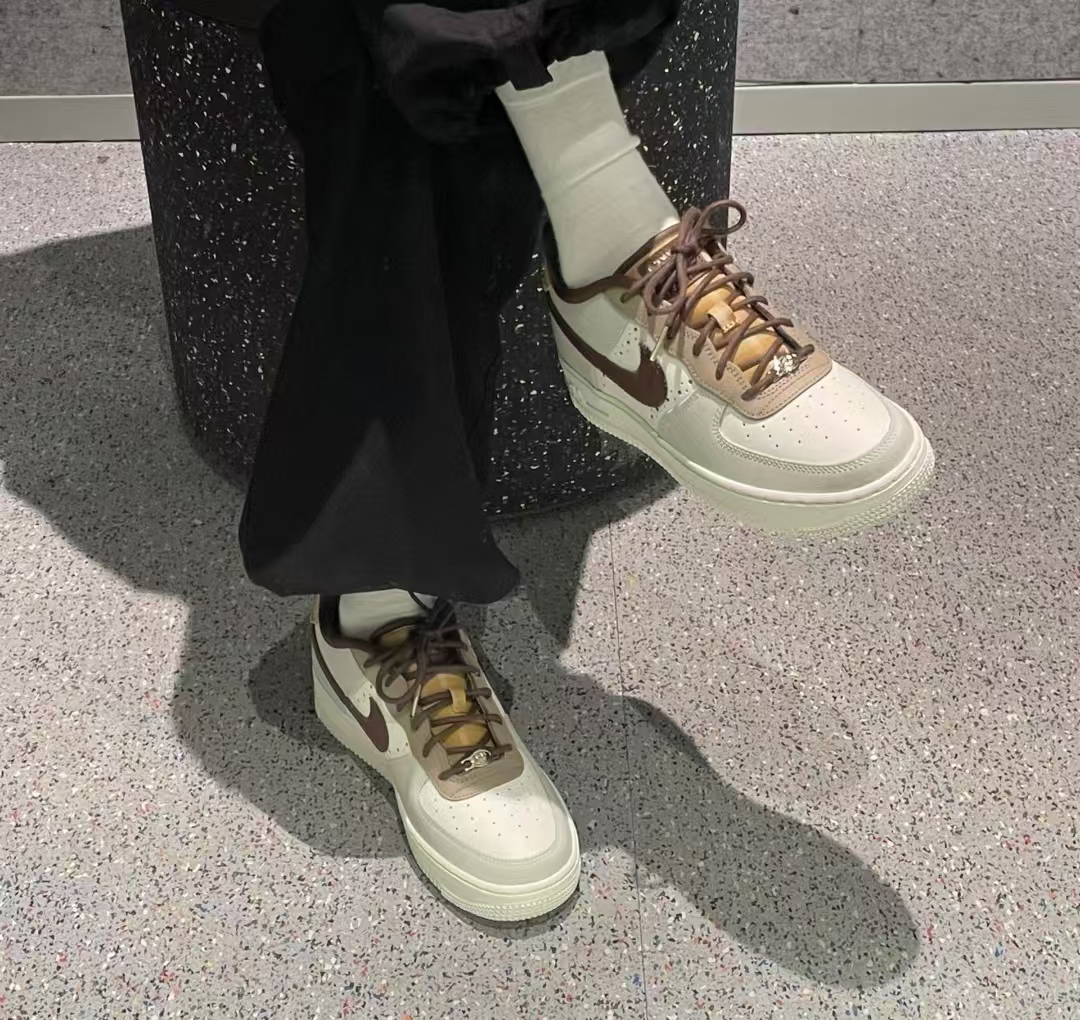 Nike Air Force 1 Low LV8 Brogue Sail (GS)  FV3702-121 review Logan