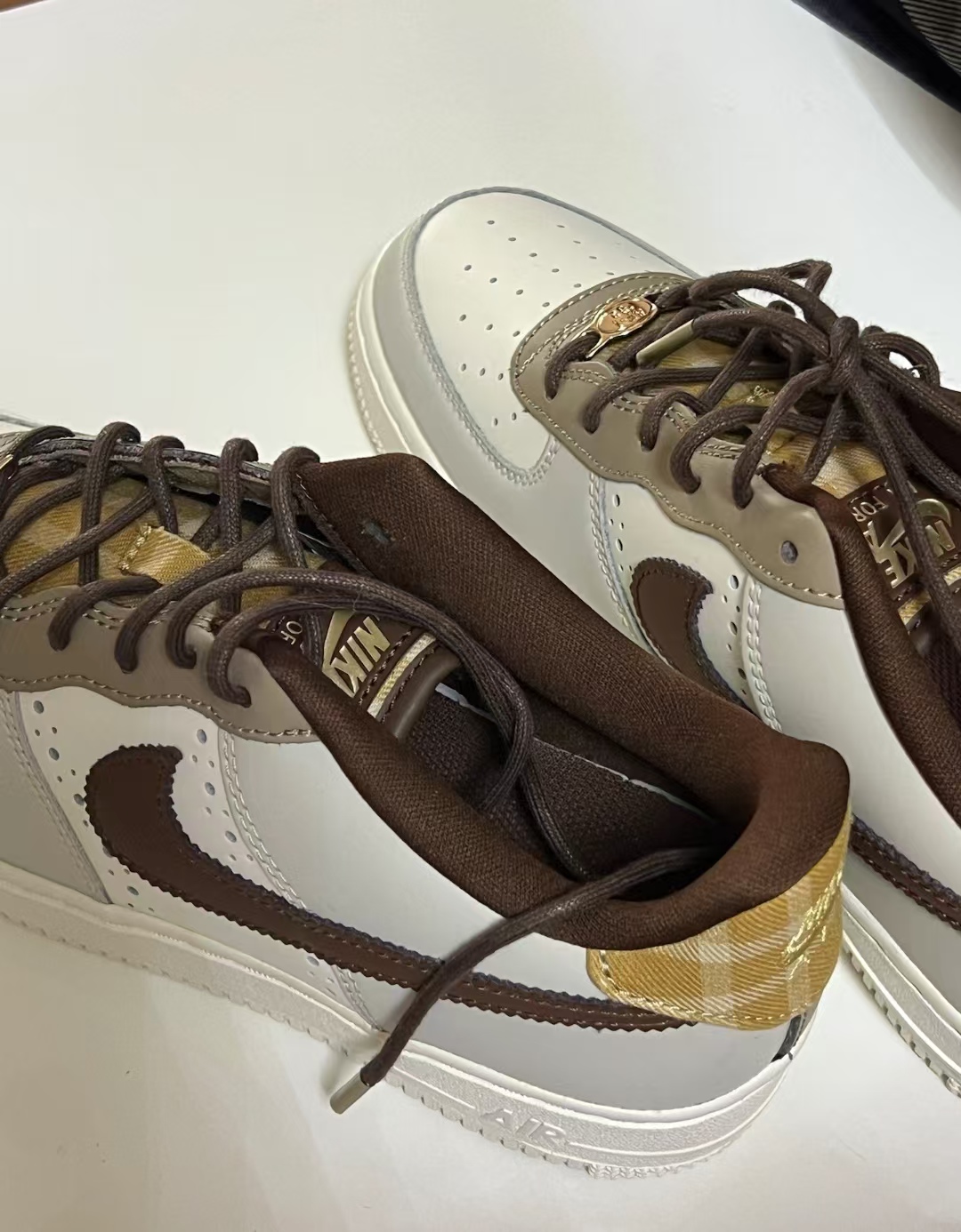 Nike Air Force 1 Low LV8 Brogue Sail (GS)  FV3702-121 review Apolinar