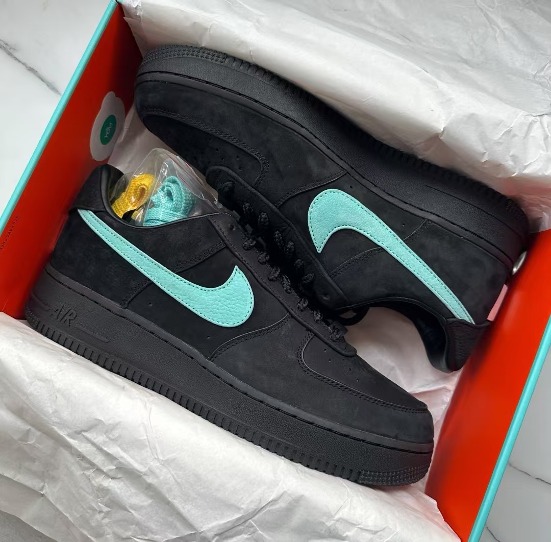 Nike Air Force 1 Low Tiffany & Co. 1837 DZ1382-001 review 0