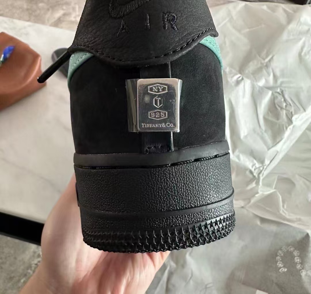 Nike Air Force 1 Low Tiffany & Co. 1837 DZ1382-001 review 1