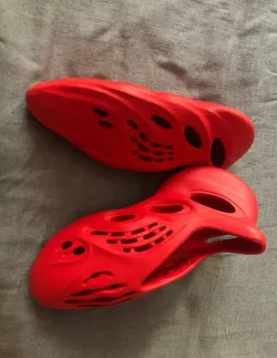Adidas Yeezy Foam RNNR Vermillion GW3355 review Addison
