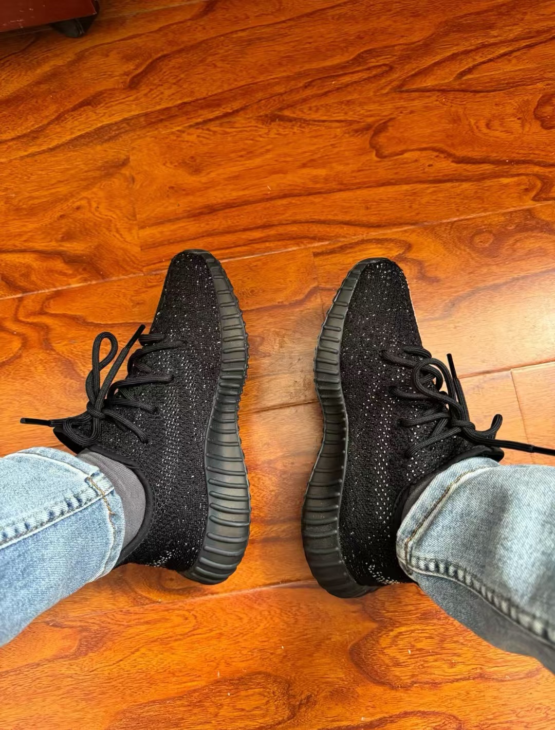 Adidas Yeezy Boost 350 V2 Core Black White (2016/2022) BY1604  review Sophie
