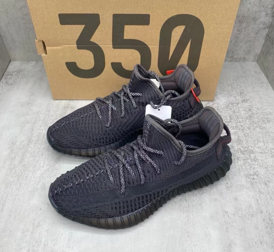 Adidas Yeezy Boost 350 V2 Black (Non-Reflective) FU9006 review Alina