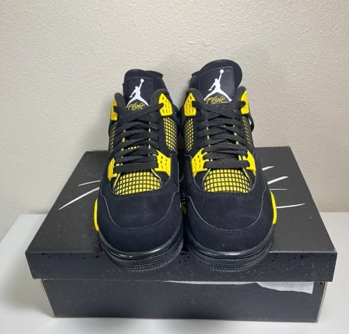 Air Jordan 4 Retro Thunder (2023) DH6927-017 review 