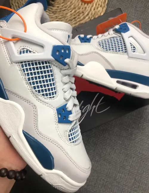Air Jordan 4 Retro Military Blue (2024) FV5029-141 review 