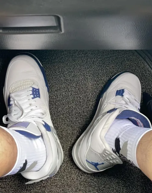 Air Jordan 4 Retro Midnight Navy DH6927-140 review 