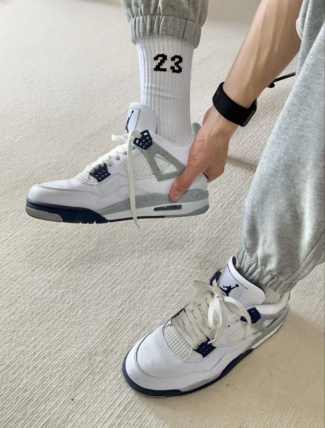 Air Jordan 4 Retro Midnight Navy DH6927-140 review Darío