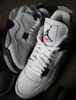 Air Jordan 4 Retro Midnight Navy DH6927-140 review  Jai Sofia