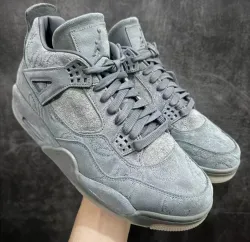 Air Jordan 4 Retro Kaws 930155-003  review Ali Alice 01