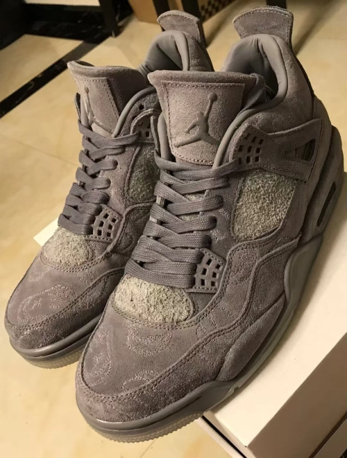Air Jordan 4 Retro Kaws 930155-003  review 