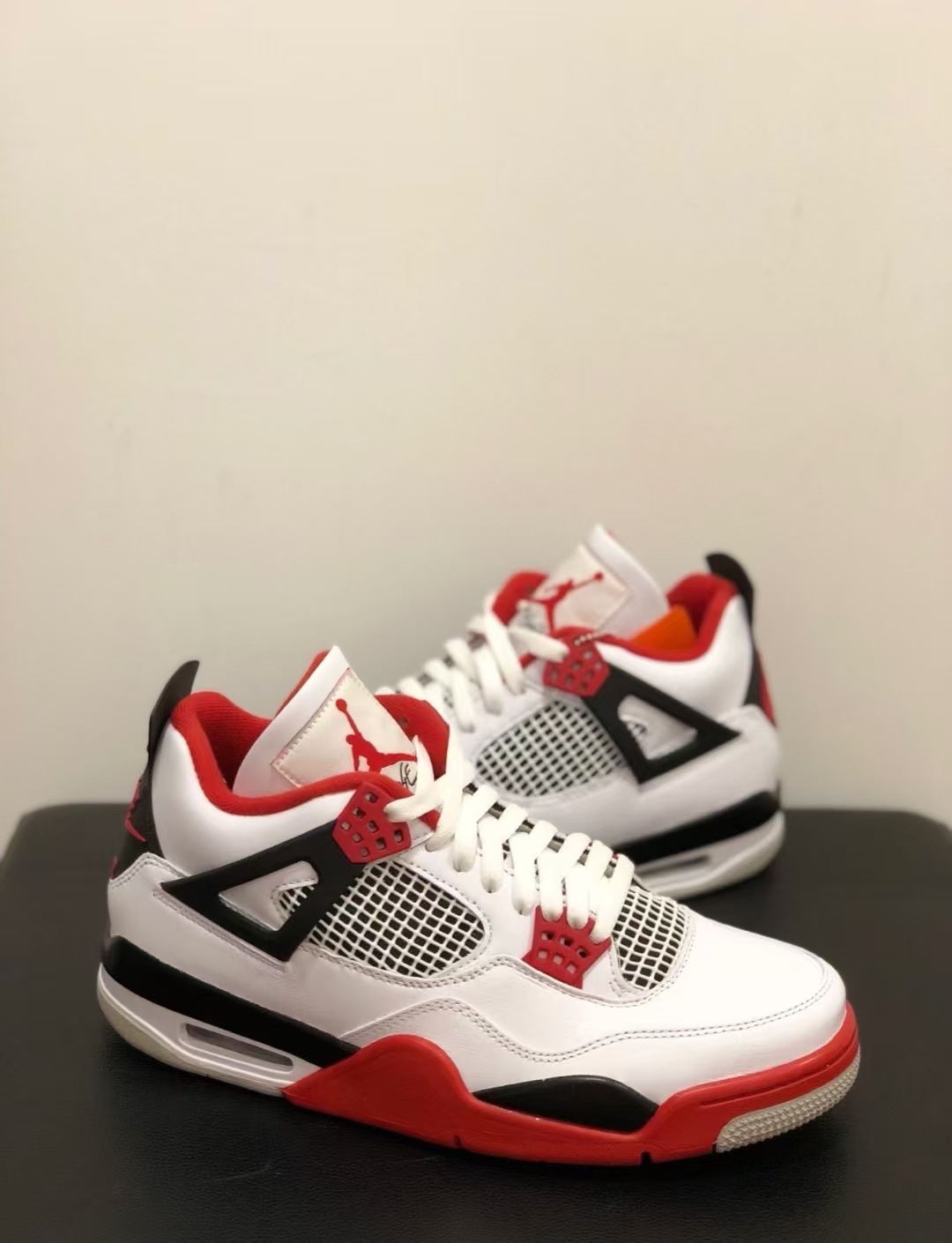 Air Jordan 4 Retro Fire Red (2020) DC7770-160 review Daniel Isabella