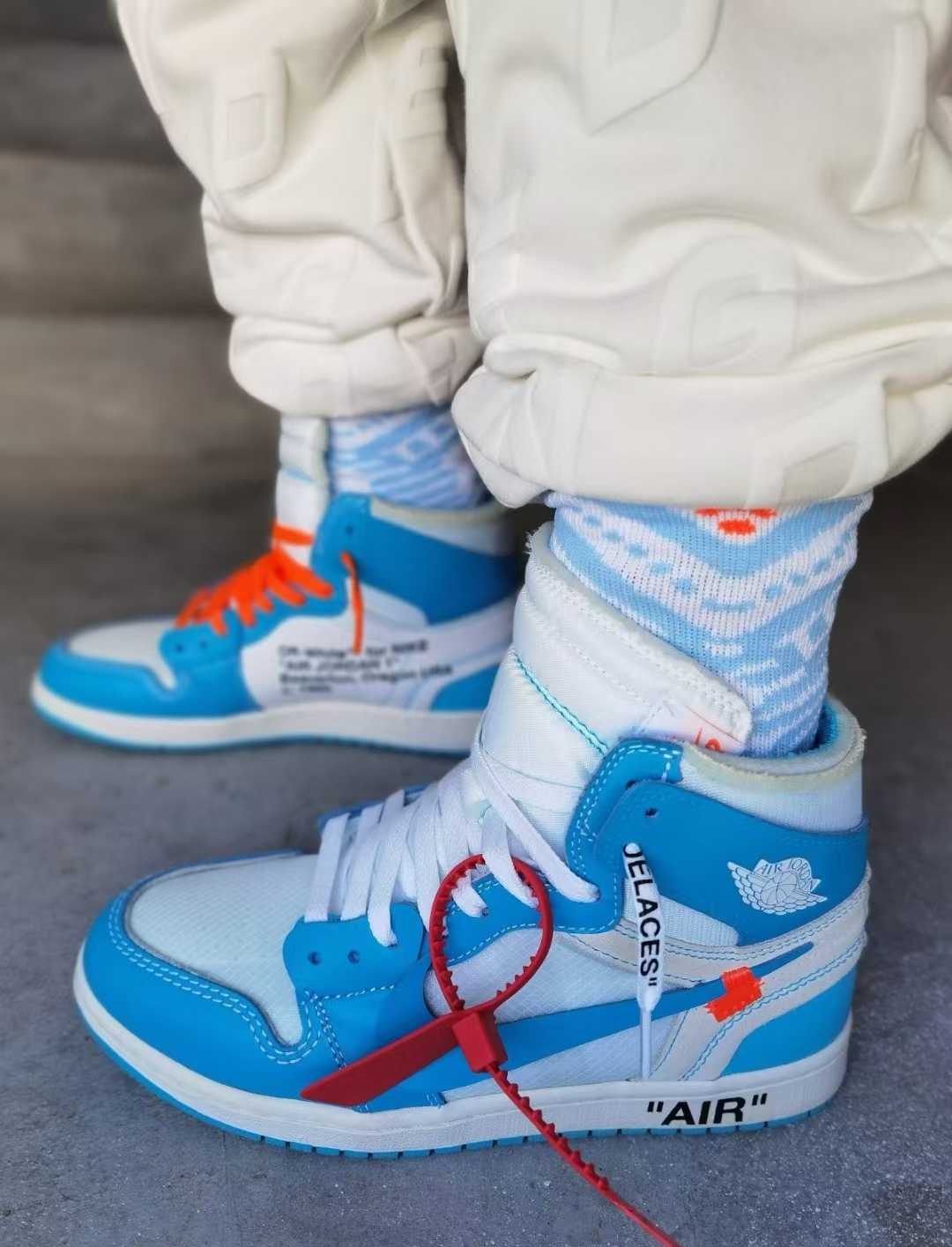 Air Jordan 1 Retro High Off-White University Blue AQ0818-148 review Zane Alicia