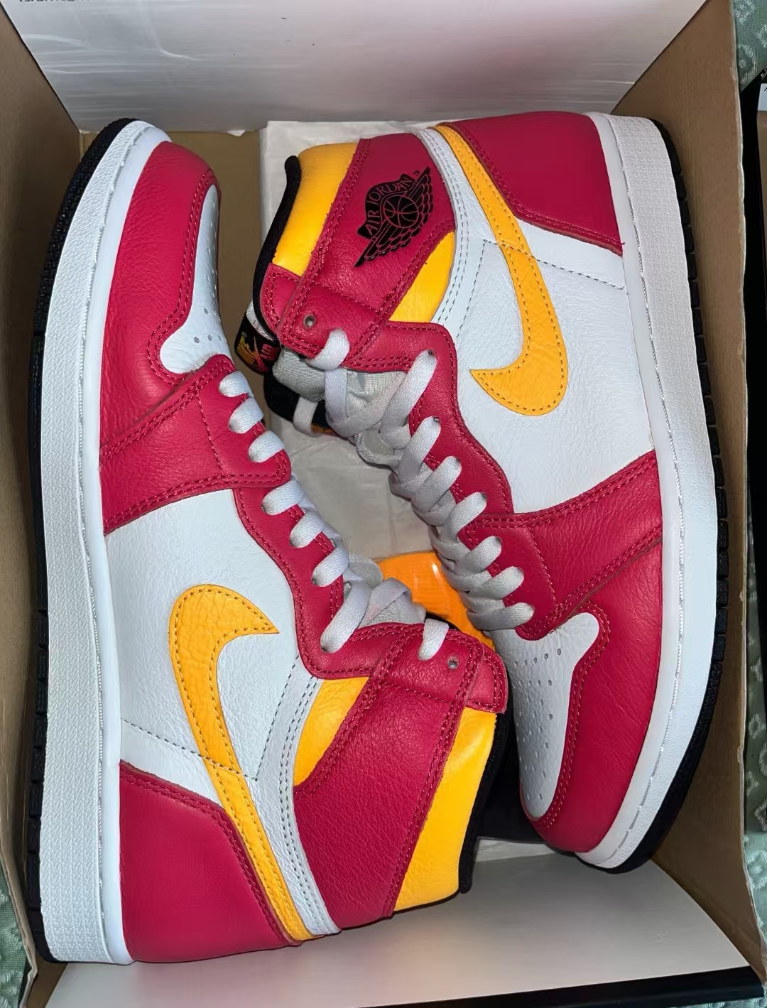 Air Jordan 1 High OG Light Fusion Red 555088-603 review Davicho