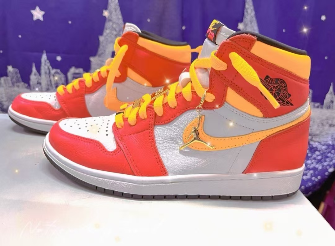 Air Jordan 1 High OG Light Fusion Red 555088-603 review Brock Madeline 00