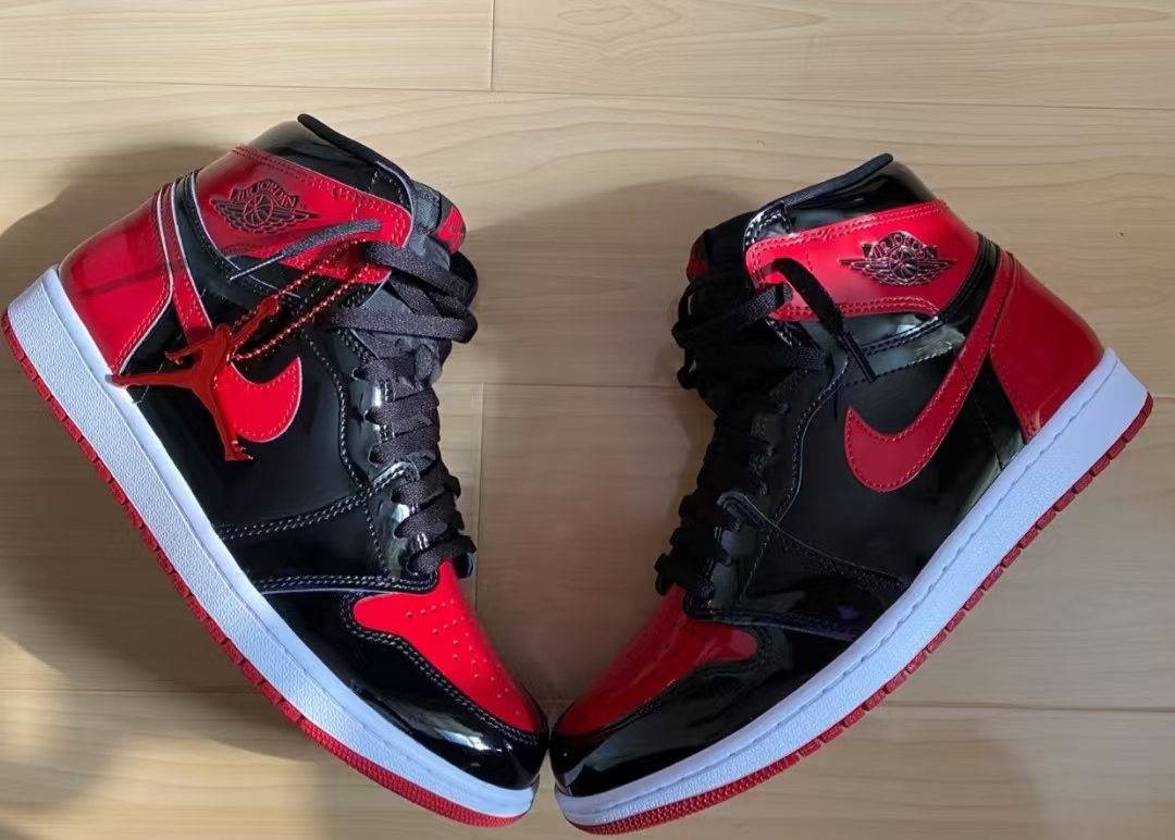 Air Jordan 1 Retro High OG Patent Bred 555088-063 review Easter