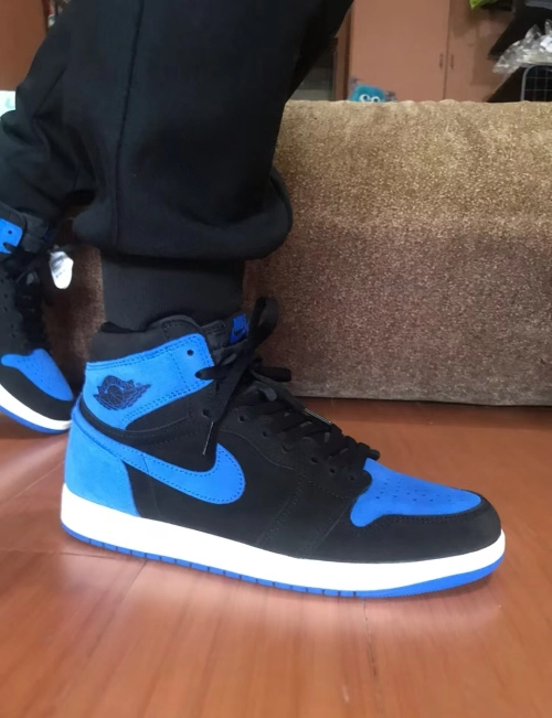 Air Jordan 1 High OG “Royal Reimagined” DZ5485-042 review 