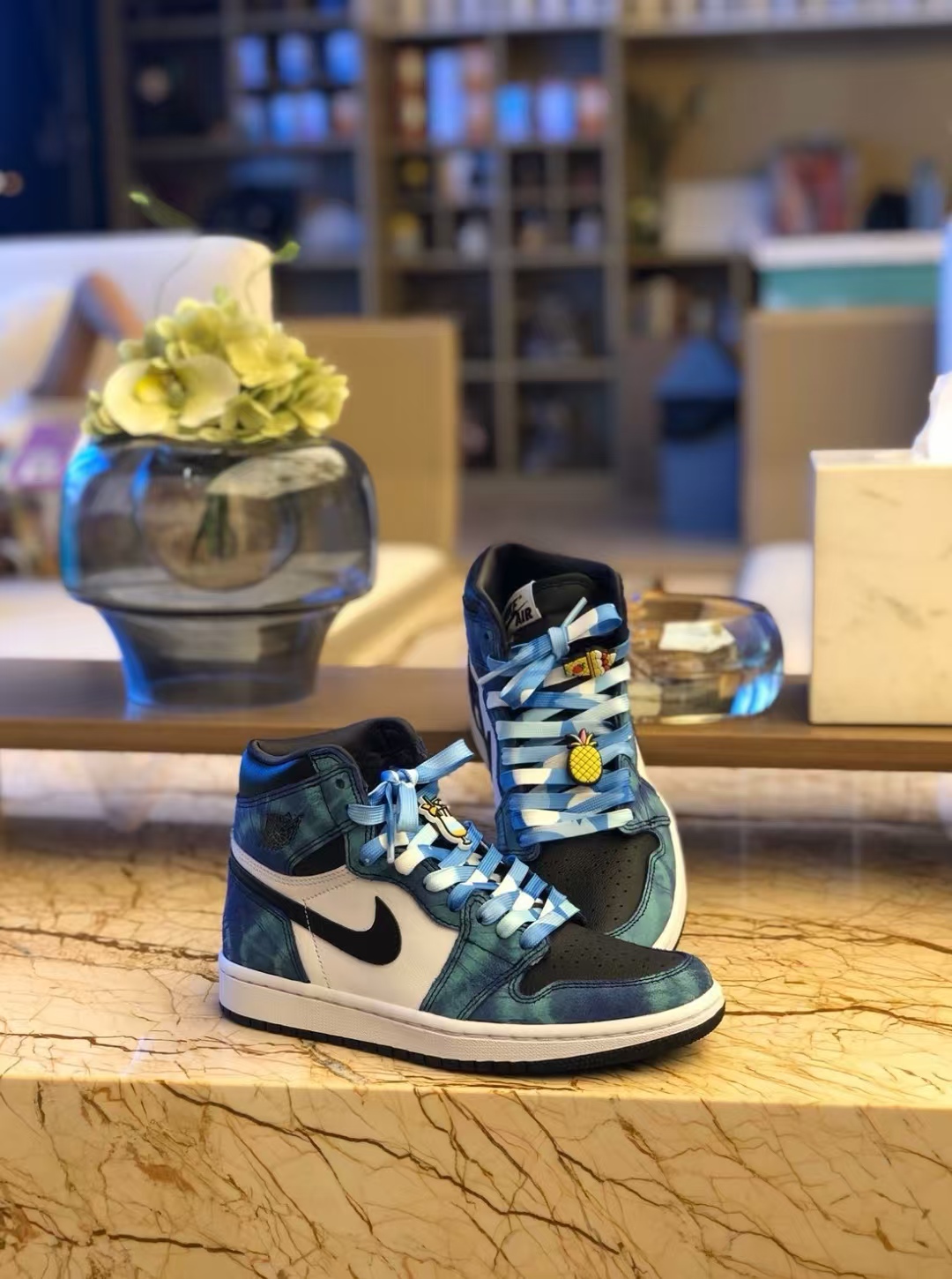 Air Jordan 1 Retro High Tie Dye (Women's) CD0461-100 review Anne 02