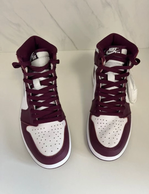 Air Jordan 1 High OG Bordeaux  555088-611 review 