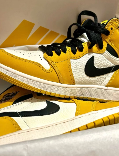 Air Jordan 1 High OG “Yellow Ochre” DZ5485-701 review 