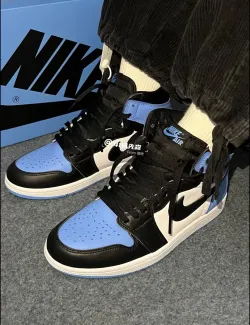  Air Jordan 1 High OG “UNC Toe” DZ5485-400 review KAI COURTNEY